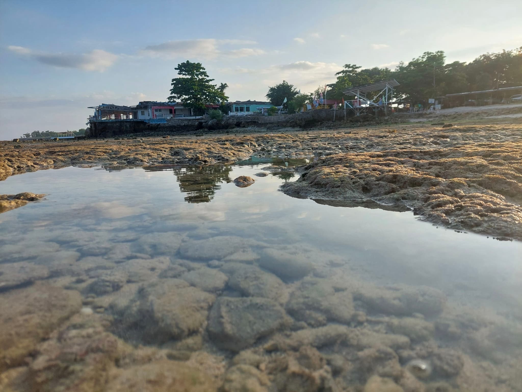 Huts and the Sun - Viewpoint